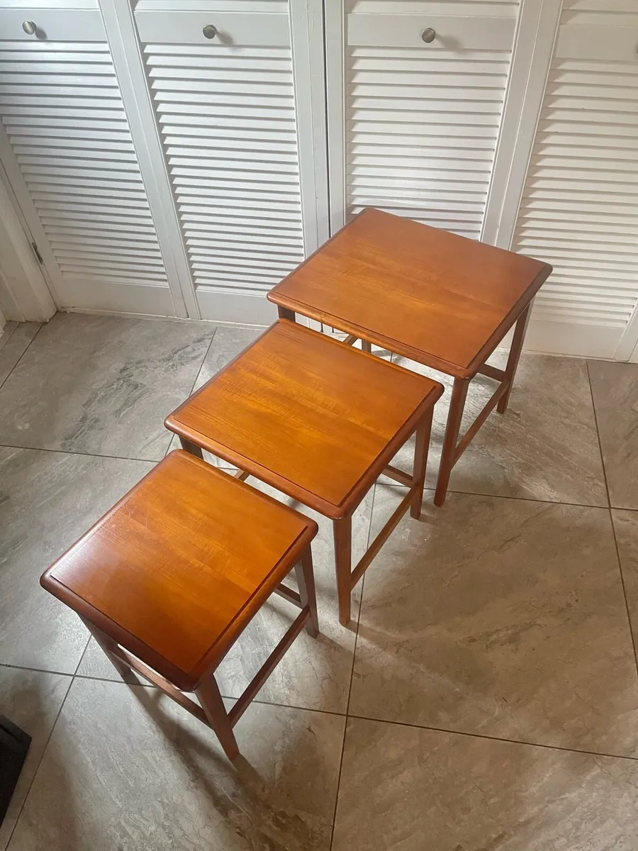 Mid century nesting tables - Image 2