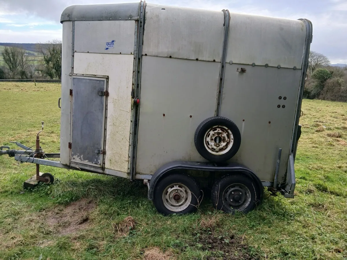 Horsebox - Image 1