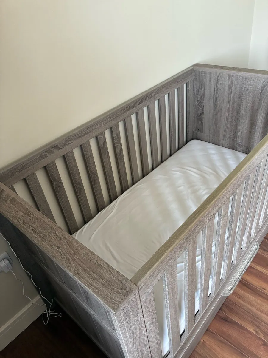 Mamas & Papas Atlas Cotbed - Image 2