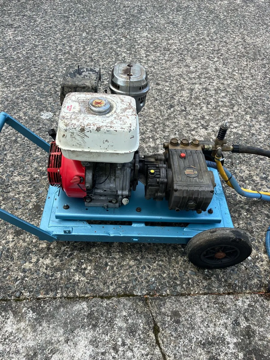 Honda Petrol Powerhose - Image 1
