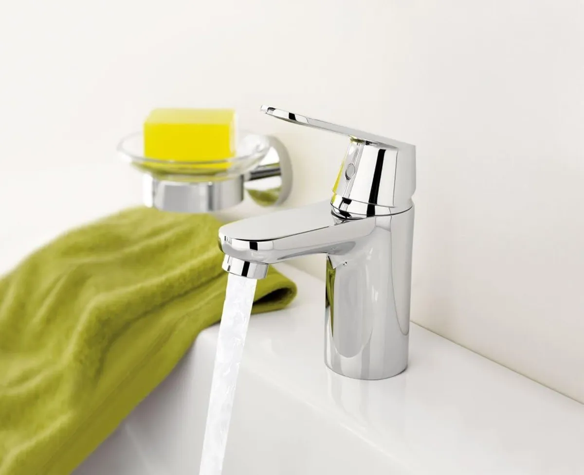 Eurosmart Cosmopolitan Bathroom Basin Mixer Tap - Image 3