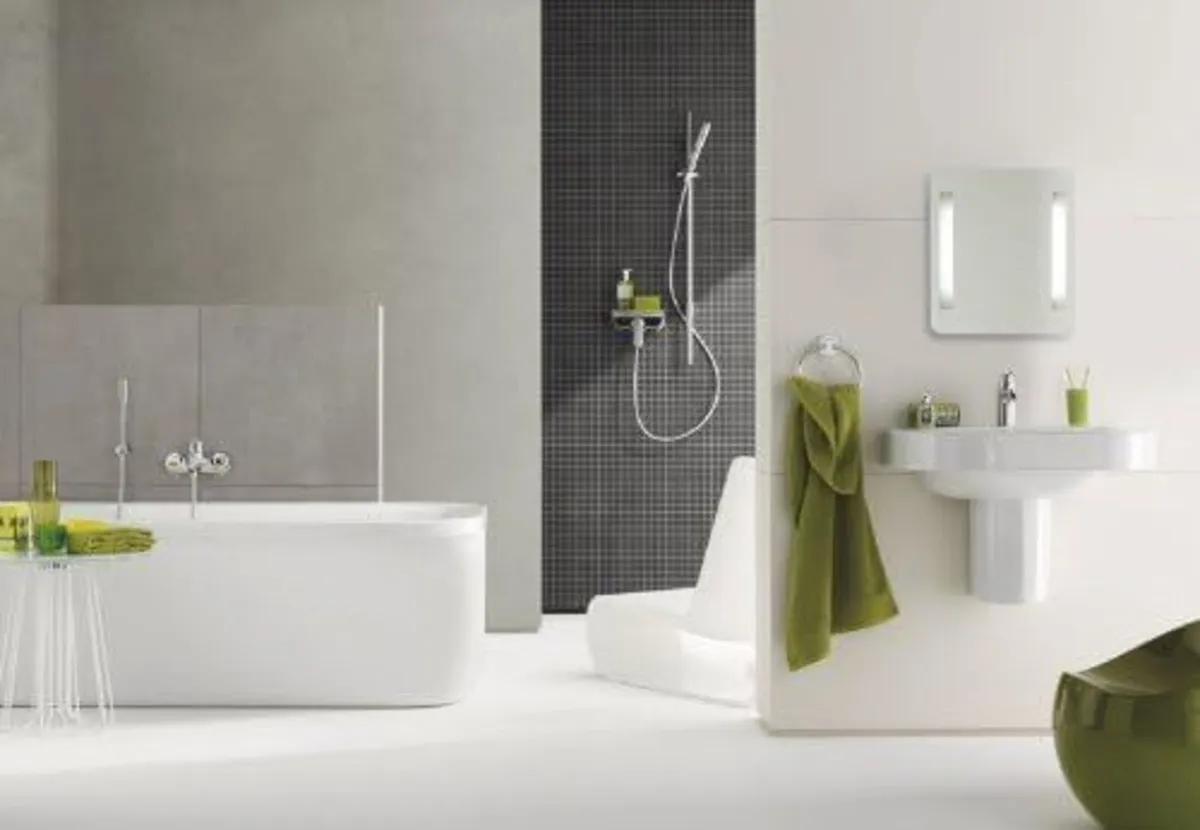 Eurosmart Cosmopolitan Bathroom Basin Mixer Tap - Image 4