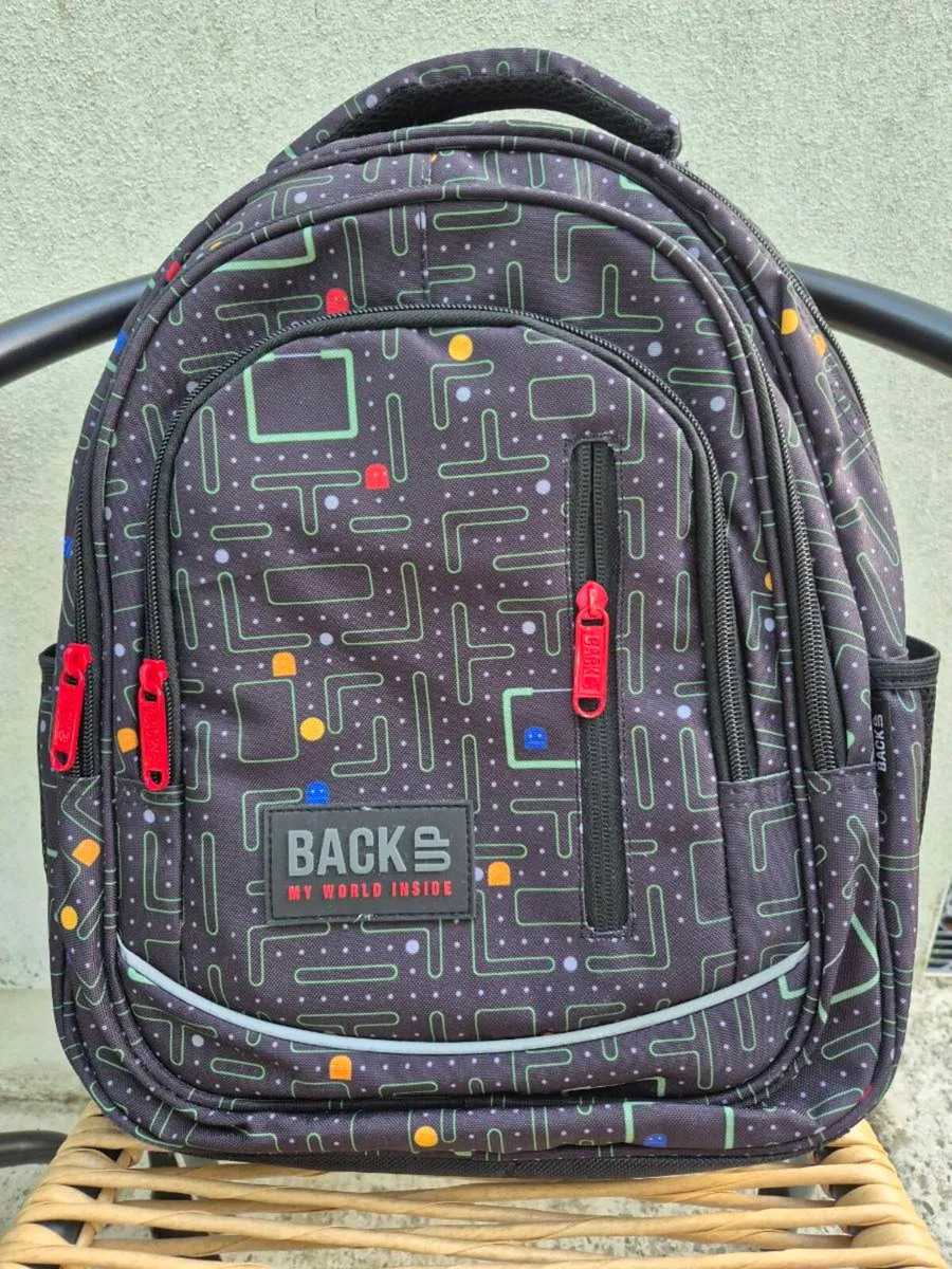 Brand new school bag - Image 1