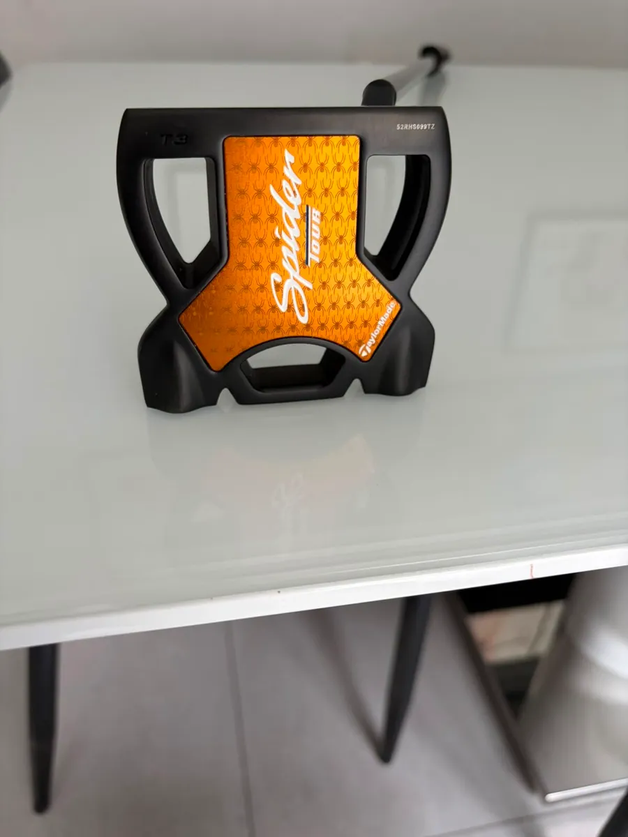 Taylormade Spider Tour - Image 1