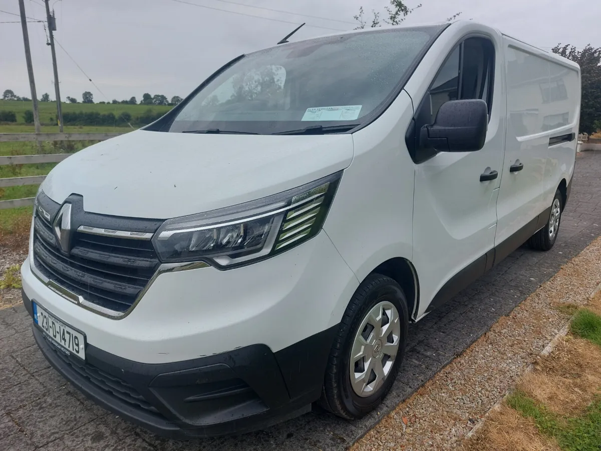 RENAULT TRAFIC 2023' LWB / 130 BHP - Image 1