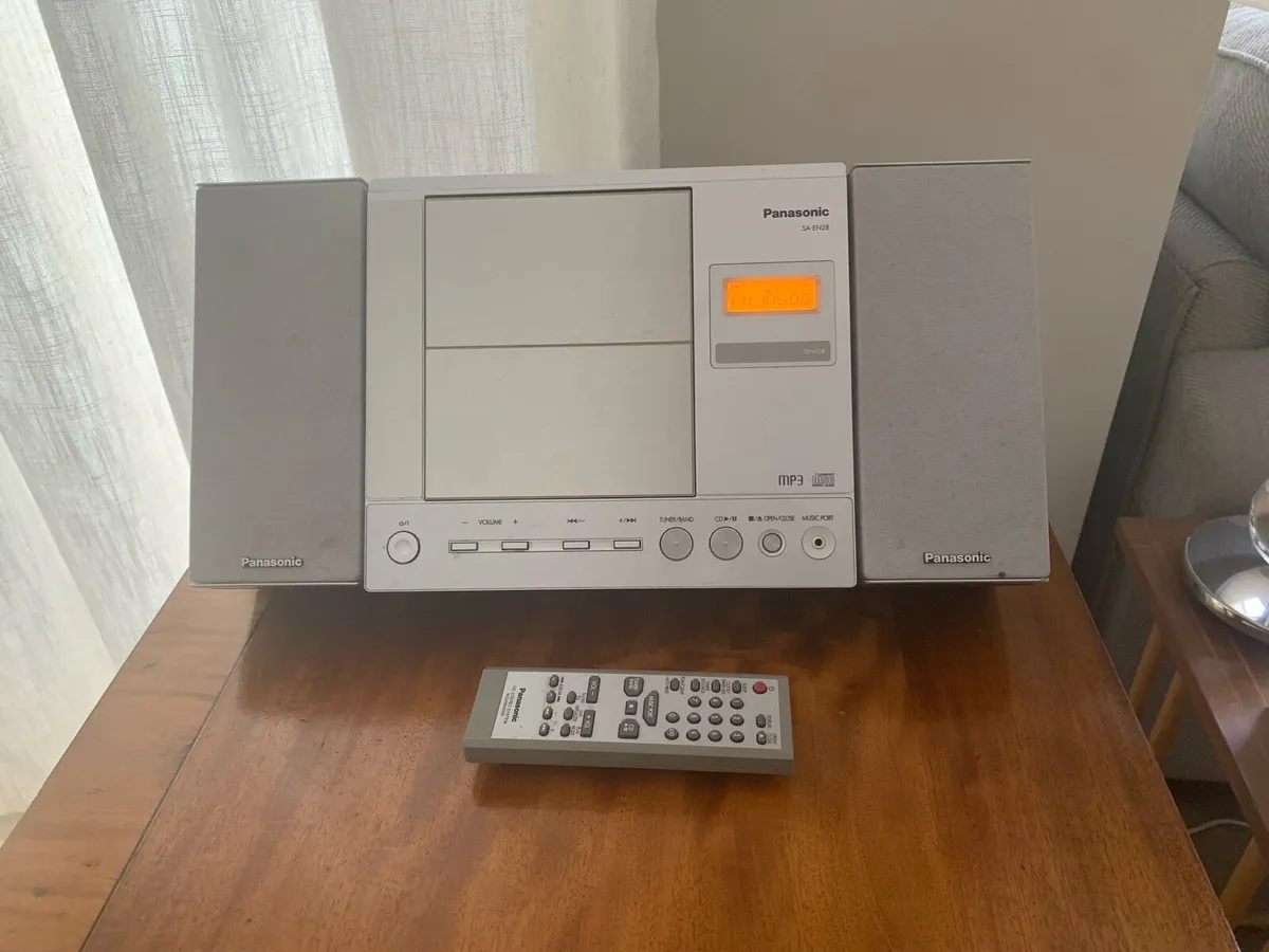 Panasonic CD Player and Radio - Image 1
