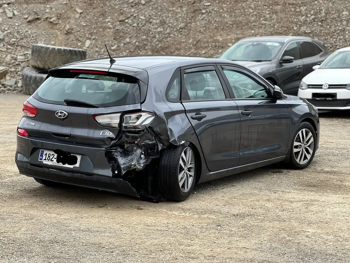 HYUNDAI I30 2018 DIESEL 1.6 - Image 4