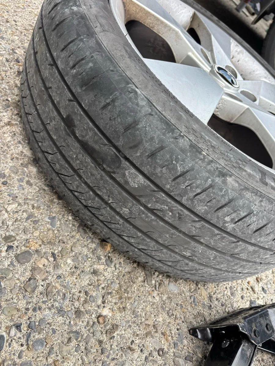 17 inch alloys - Image 3