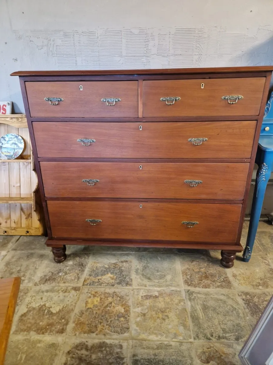 Large victorian mahogany chest of drawers - Image 3