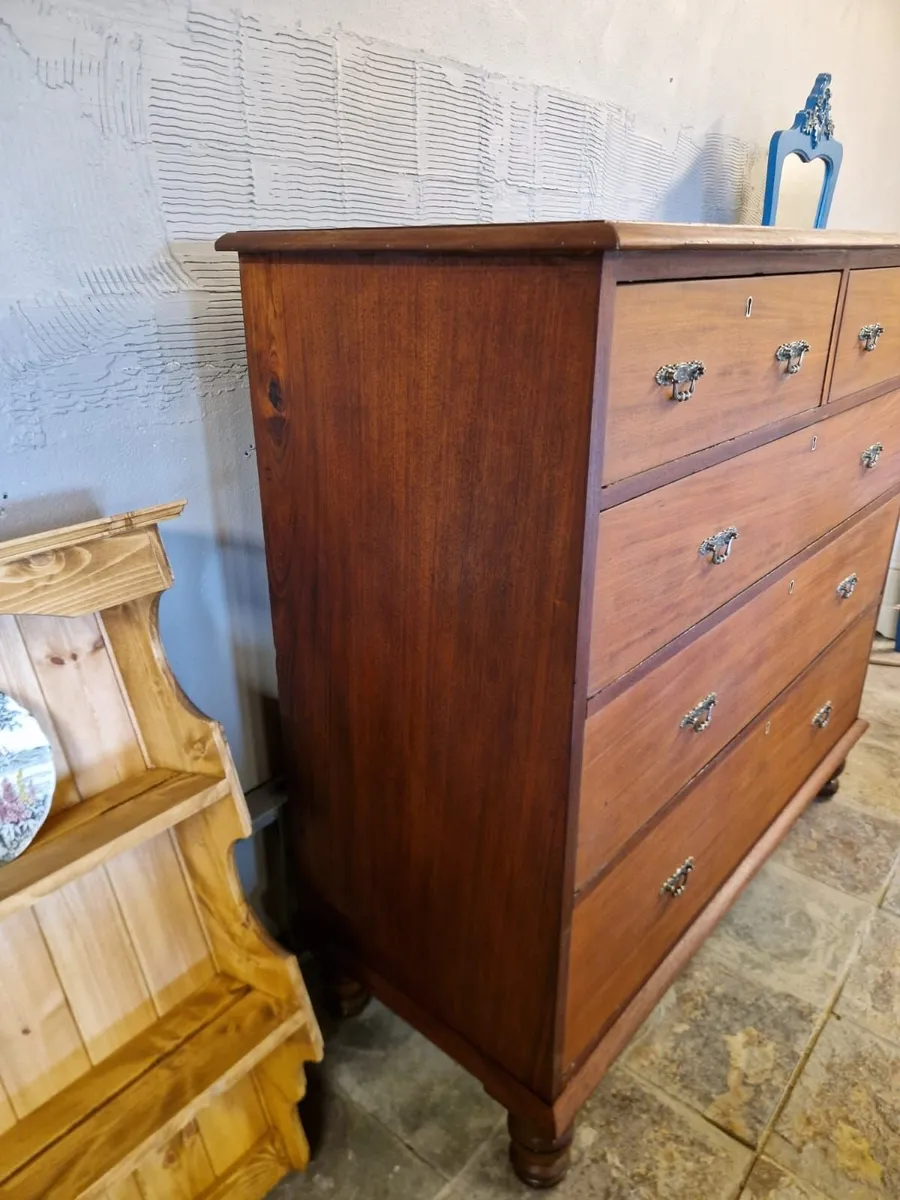 Large victorian mahogany chest of drawers - Image 4