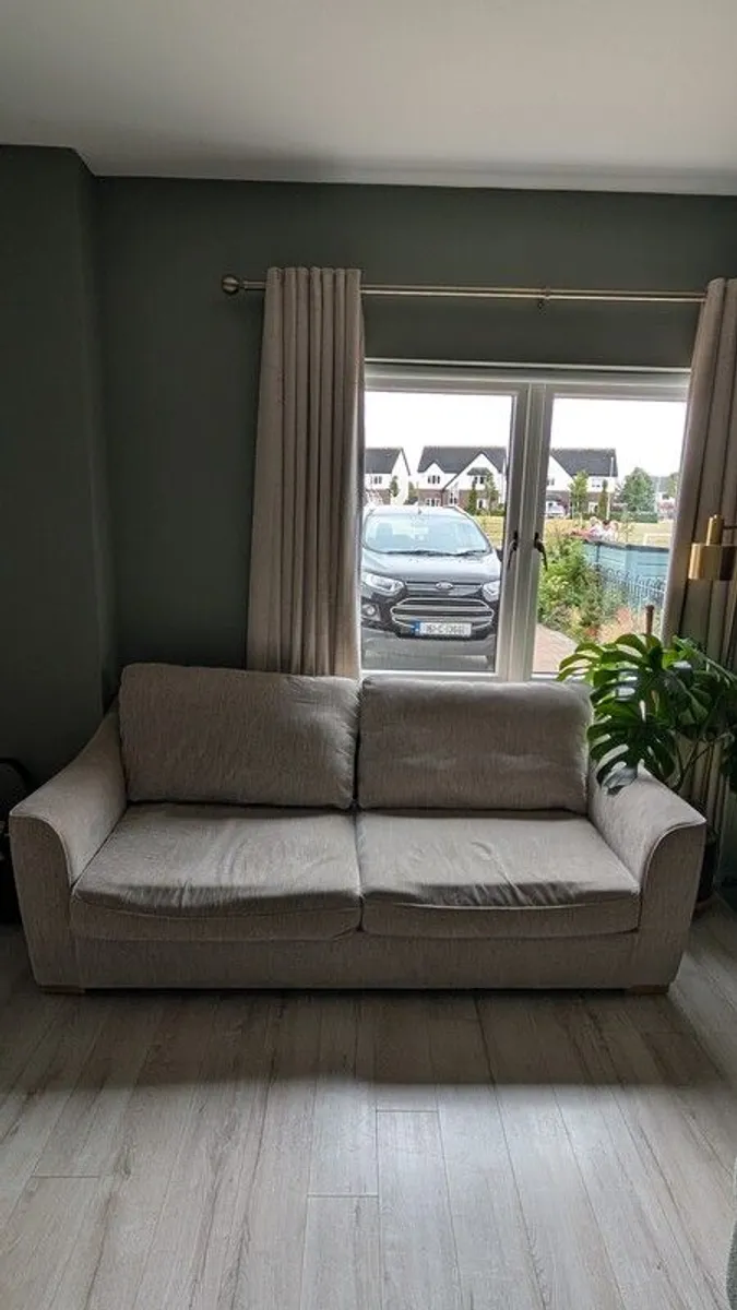 Comfortable 2 Seater Couch - Image 1