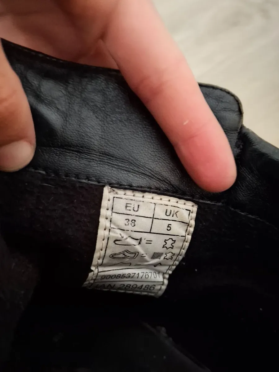 Black ankle boots from Dunnes size 5 UK 38 EU - Image 3
