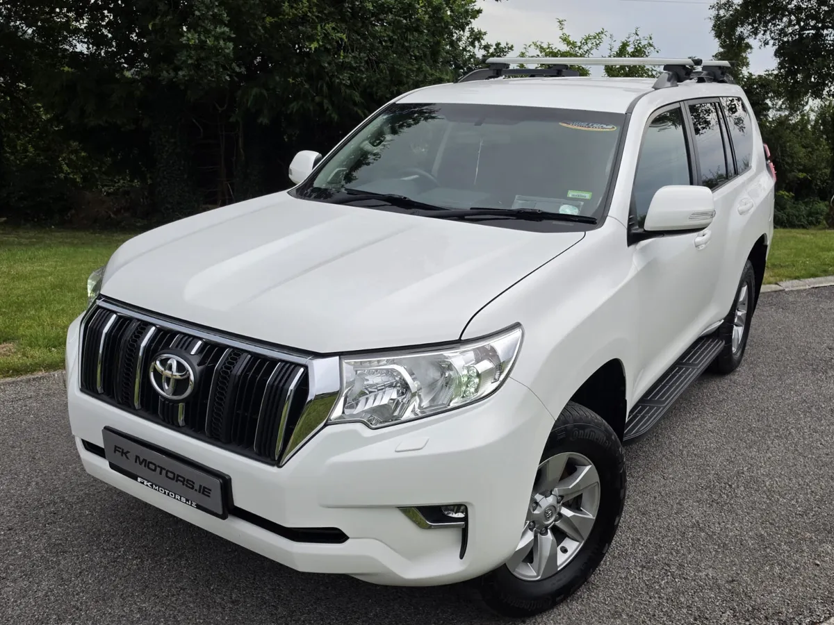 Toyota Land Cruiser 2019 LWB price includes vat - Image 3