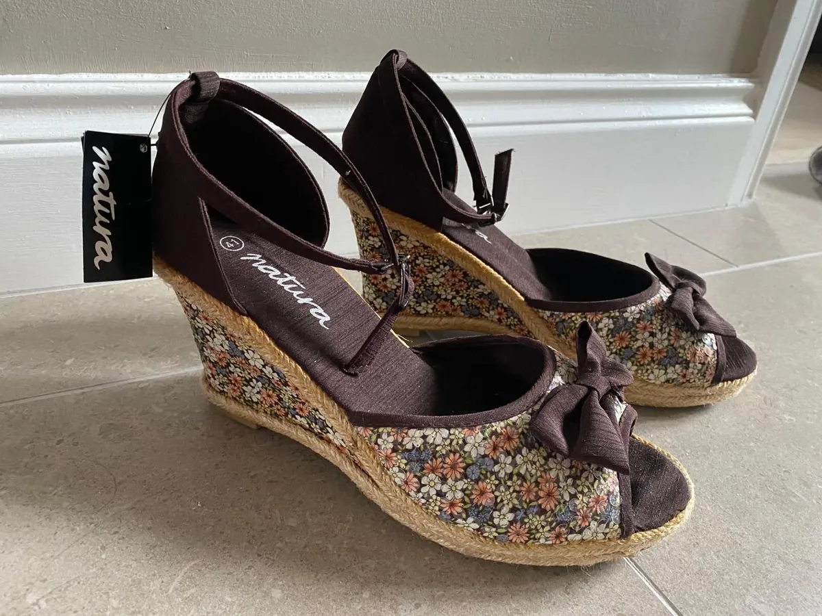 Summer Sandals - Image 2