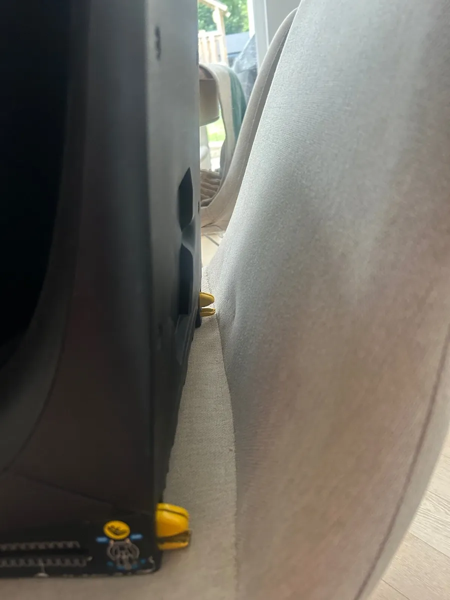 Car seat - Image 2