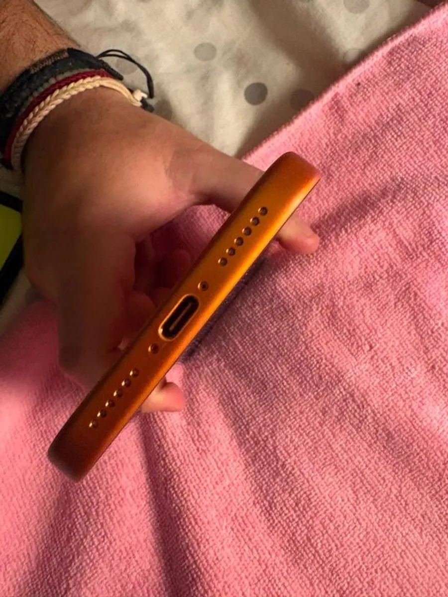 Apple IPhone 17 pro max - Image 3