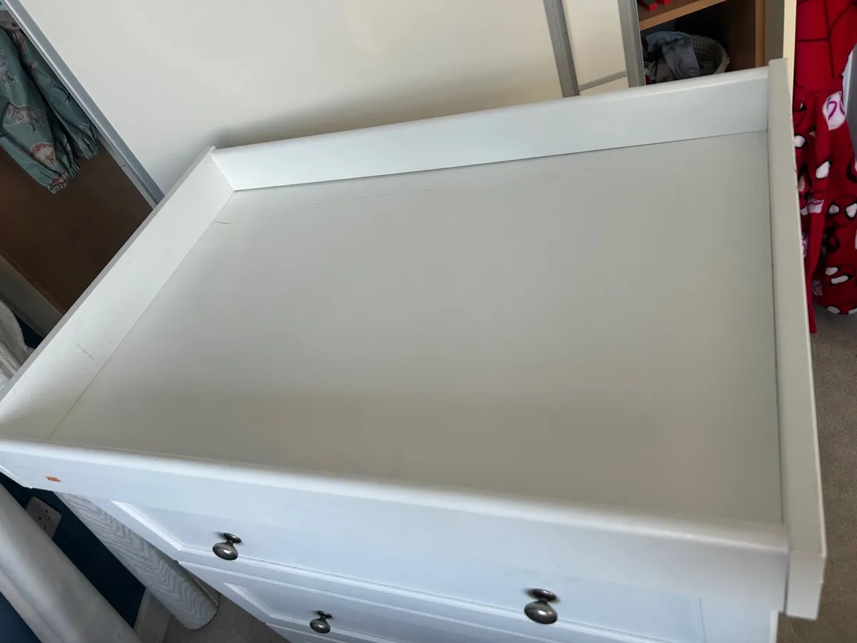 Dresser/Baby changing table - Image 4
