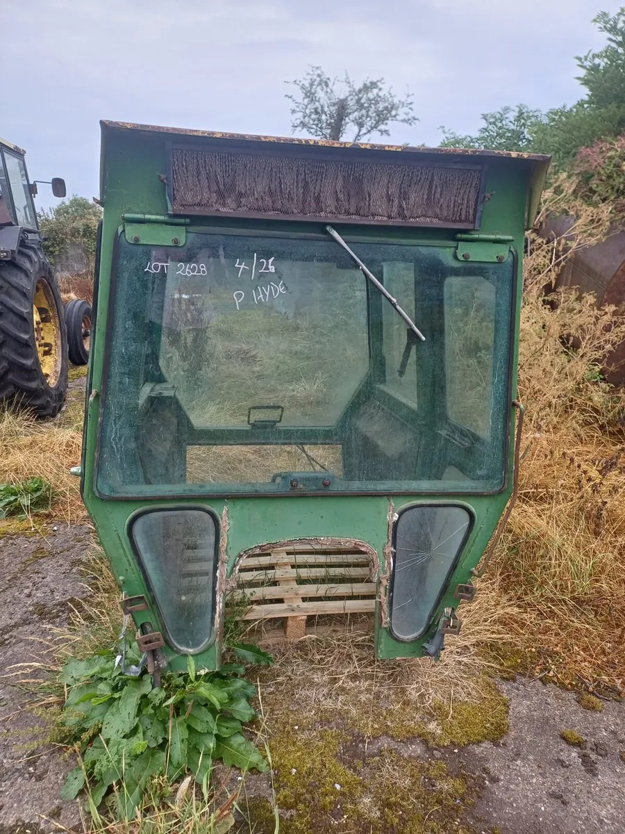 John deere cab - Image 1