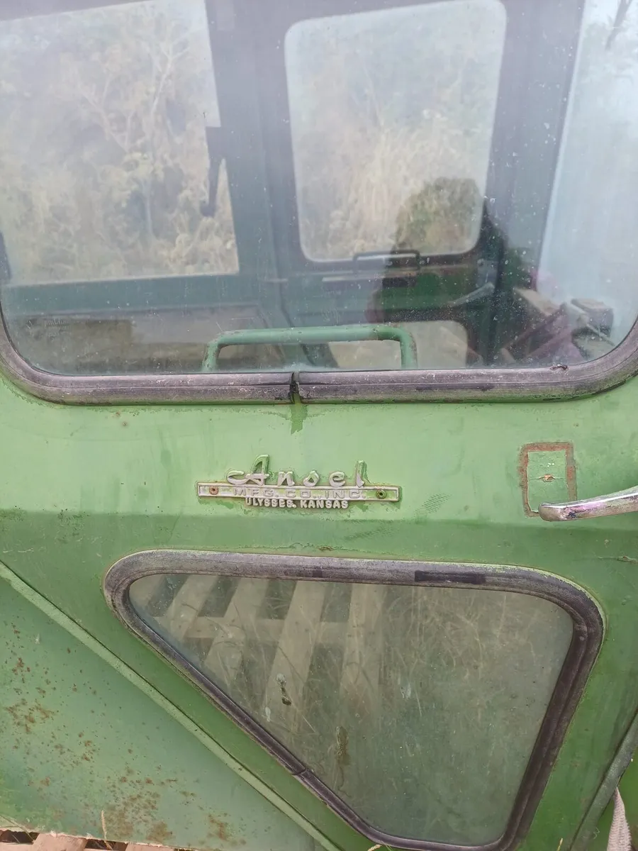 John deere cab - Image 2