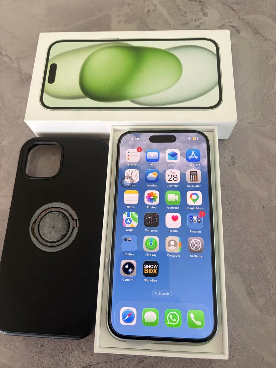 iPhone 15 - Image 2