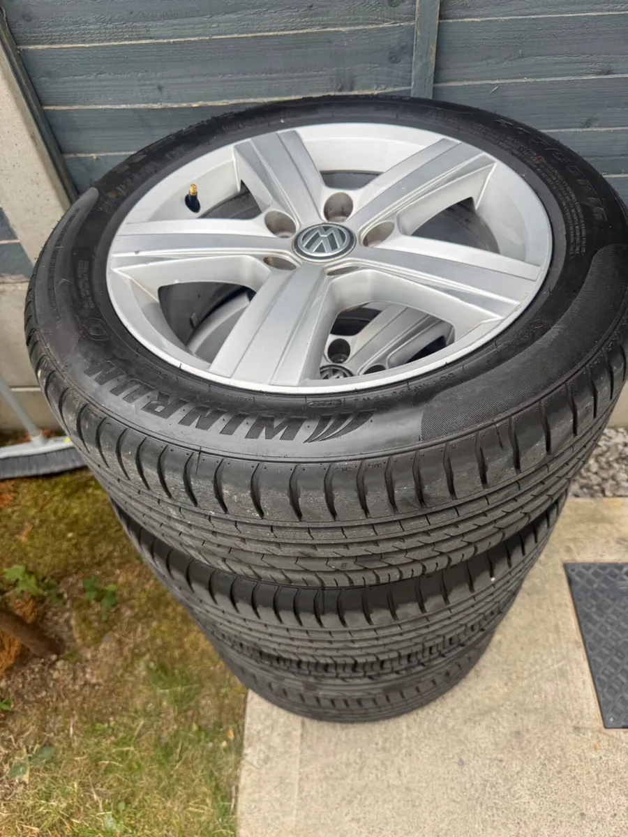 💥 Vw R16 alloys & tyres new condition - Image 2