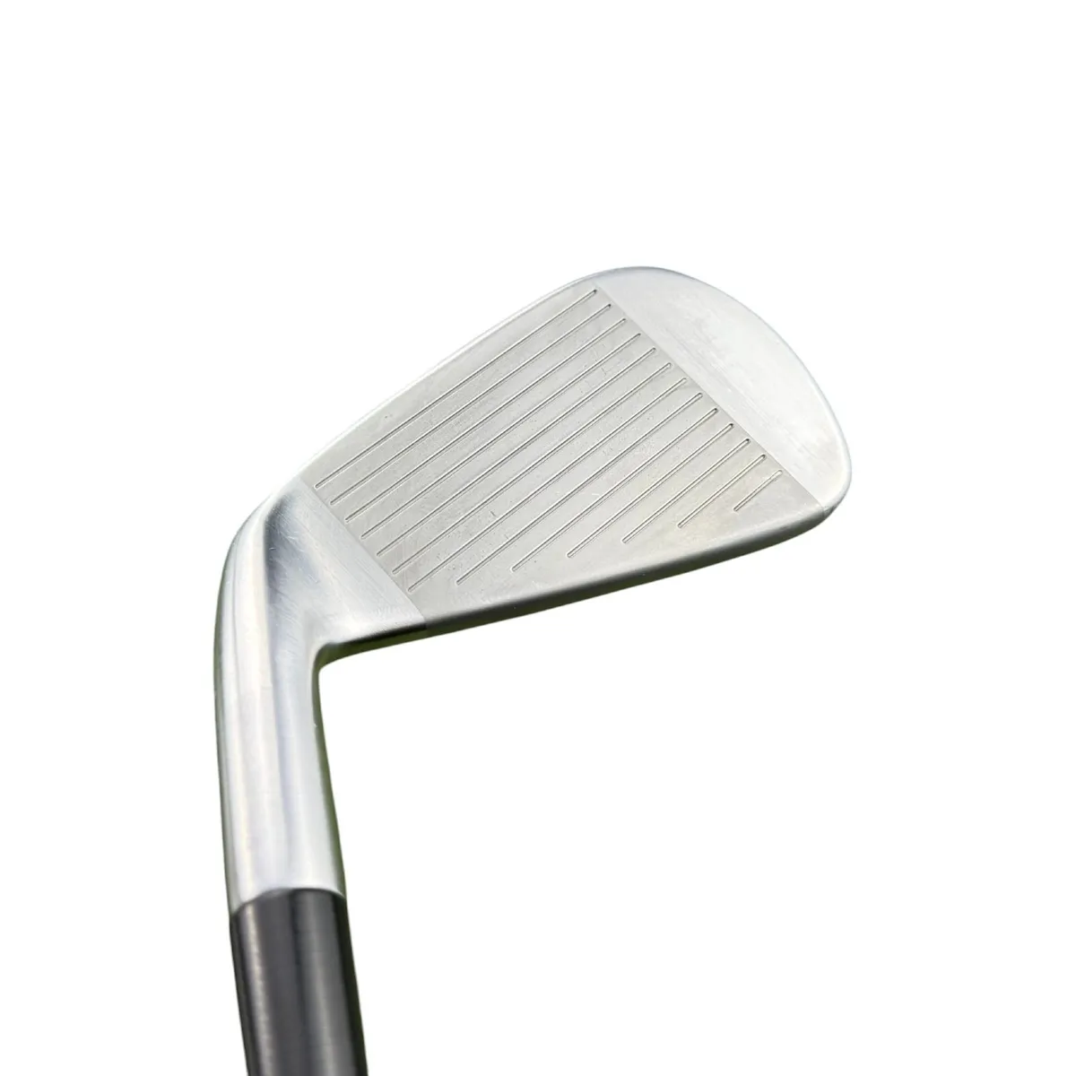 Taylormade P790 2025 #4 Iron 20° / Stiff - Image 3