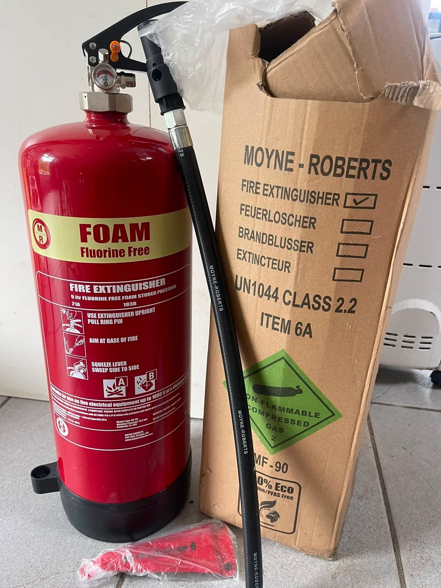 New 9 ltr. Fire extinguisher