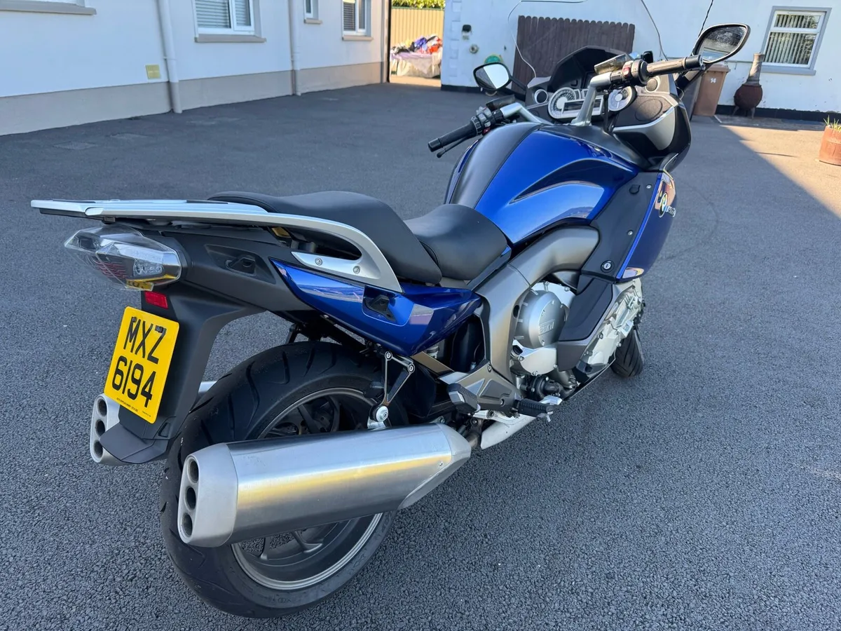 BMW  K1600 Motorbike - Image 2