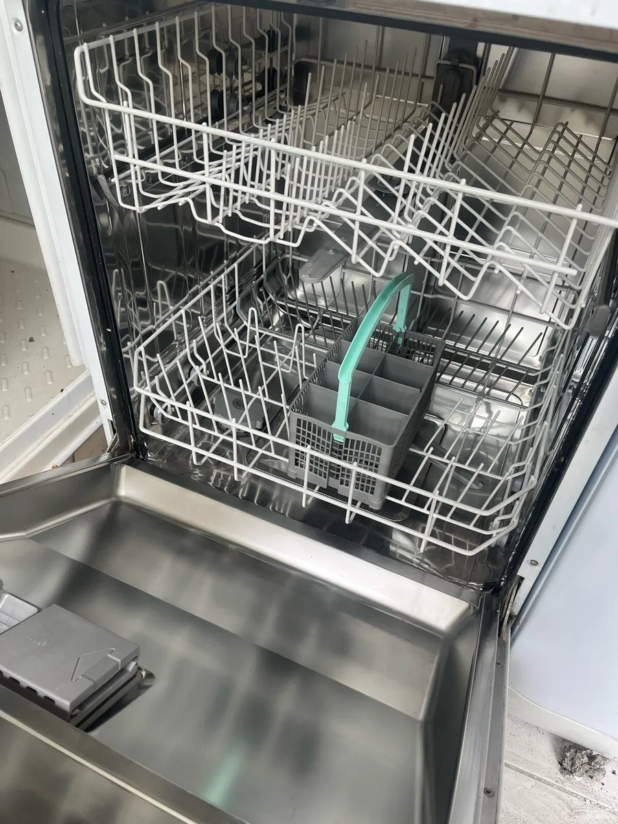Hot point dish washer - Image 3