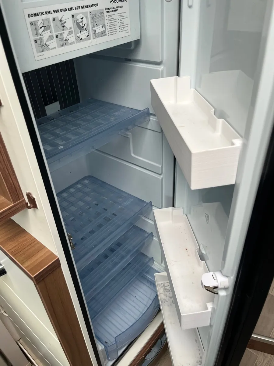 Motorhome - Image 2