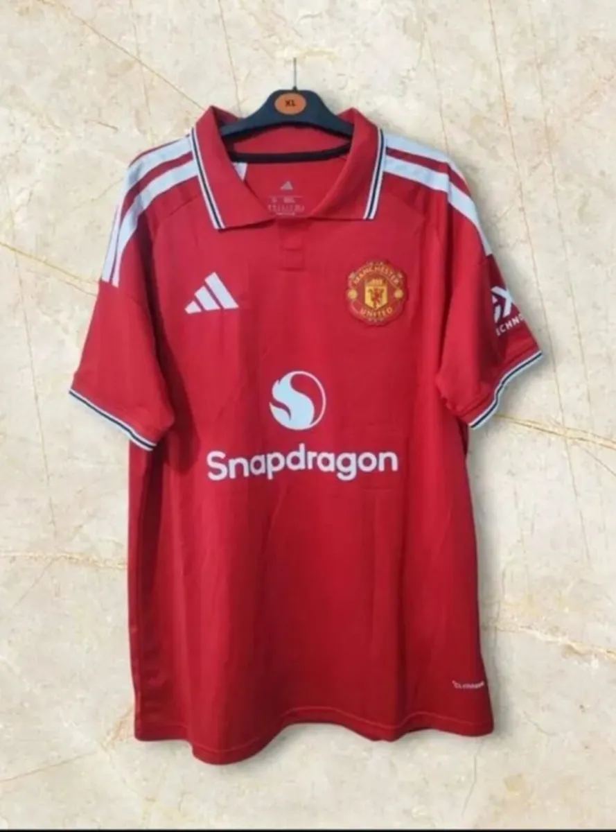 MAN UTD 26/27 JERSEY , SIZE : S , M , L , XL - Image 1