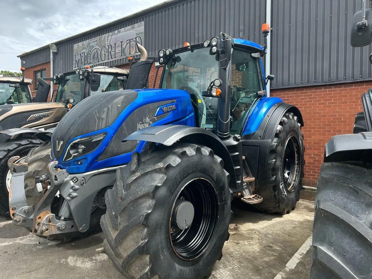 2019 valtra t194 - Image 1