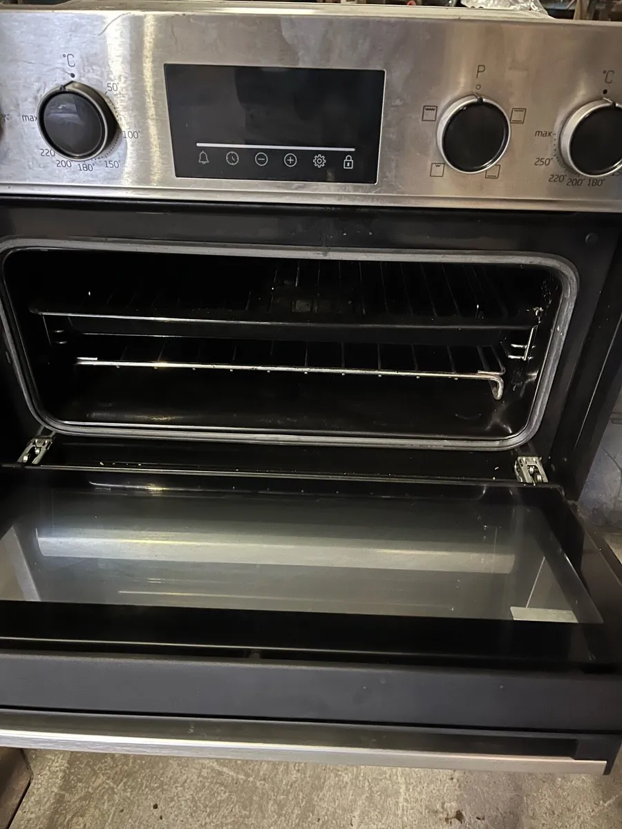 Electric slot in cooker - Image 4