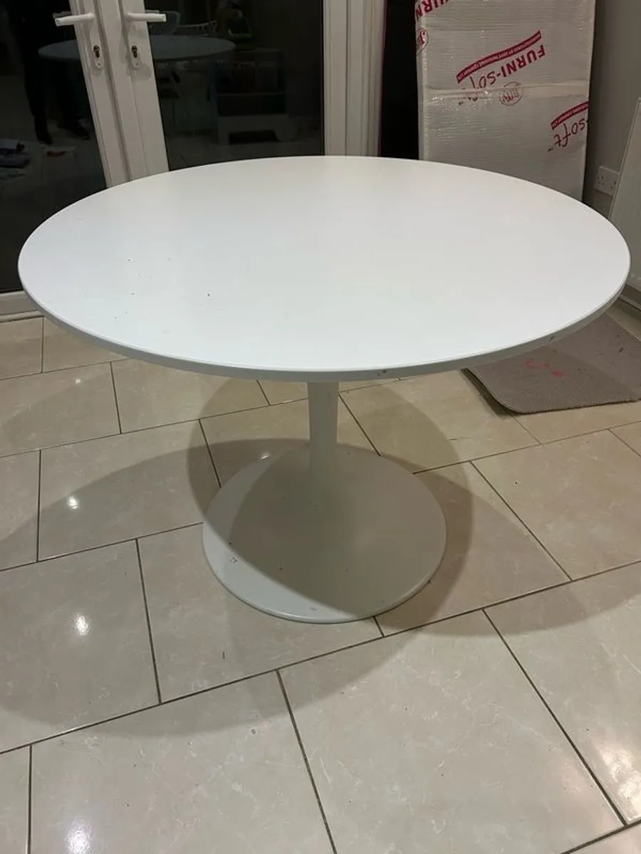 Table and 4 Chairs - Image 1