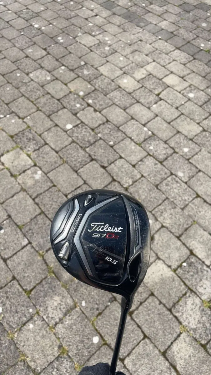 Titleist 917 D2 driver - Image 1