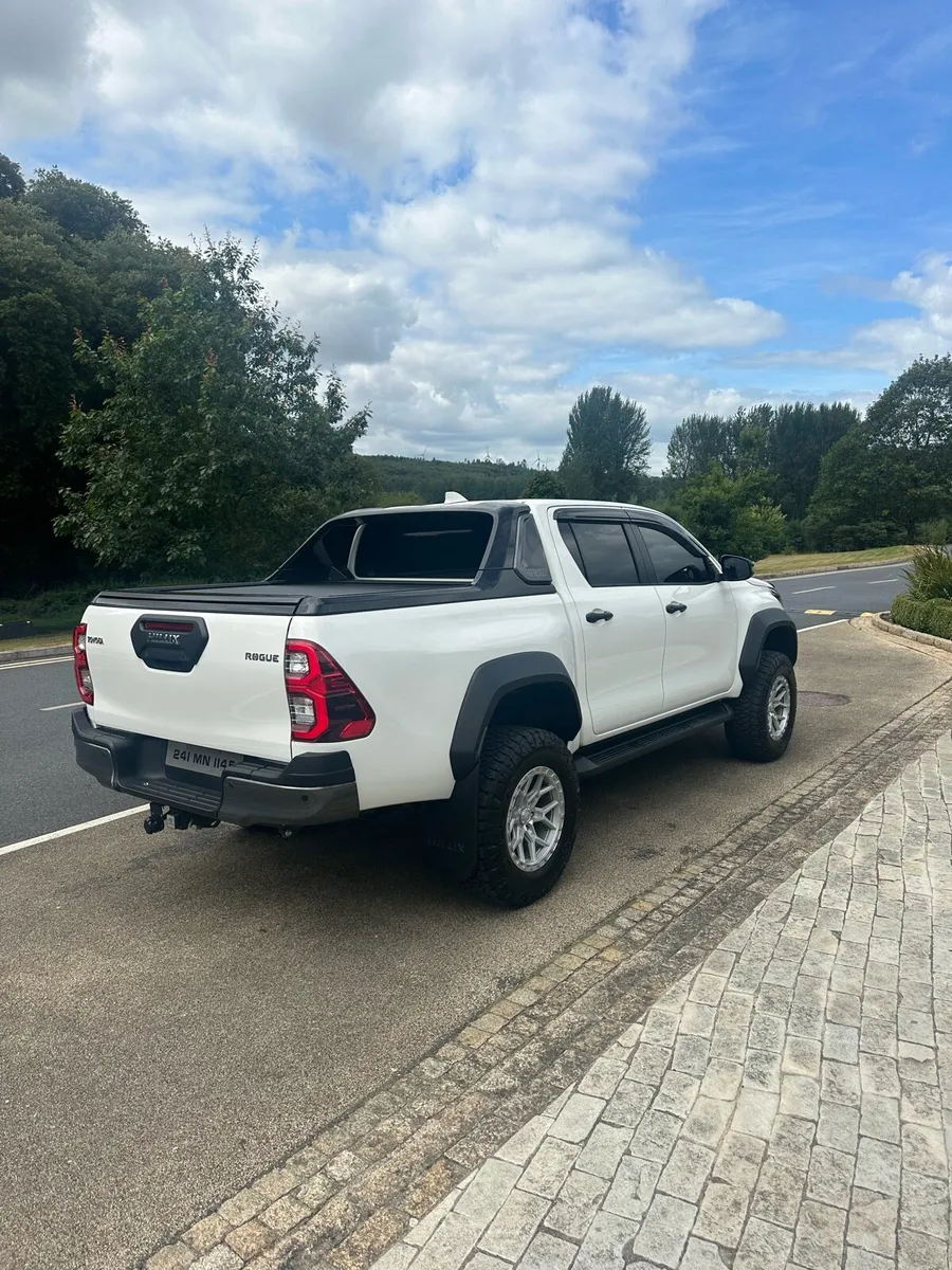 🌟 ONE OF A KIND AUSTRALIAN HILUX ROGUE 🌟 - Image 3