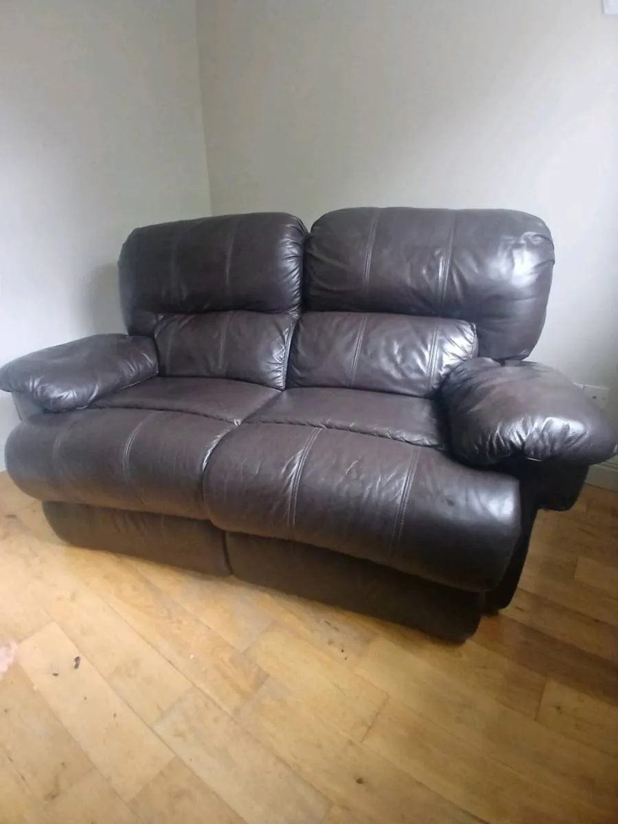 2 seater brown leather recliner couch - Image 4