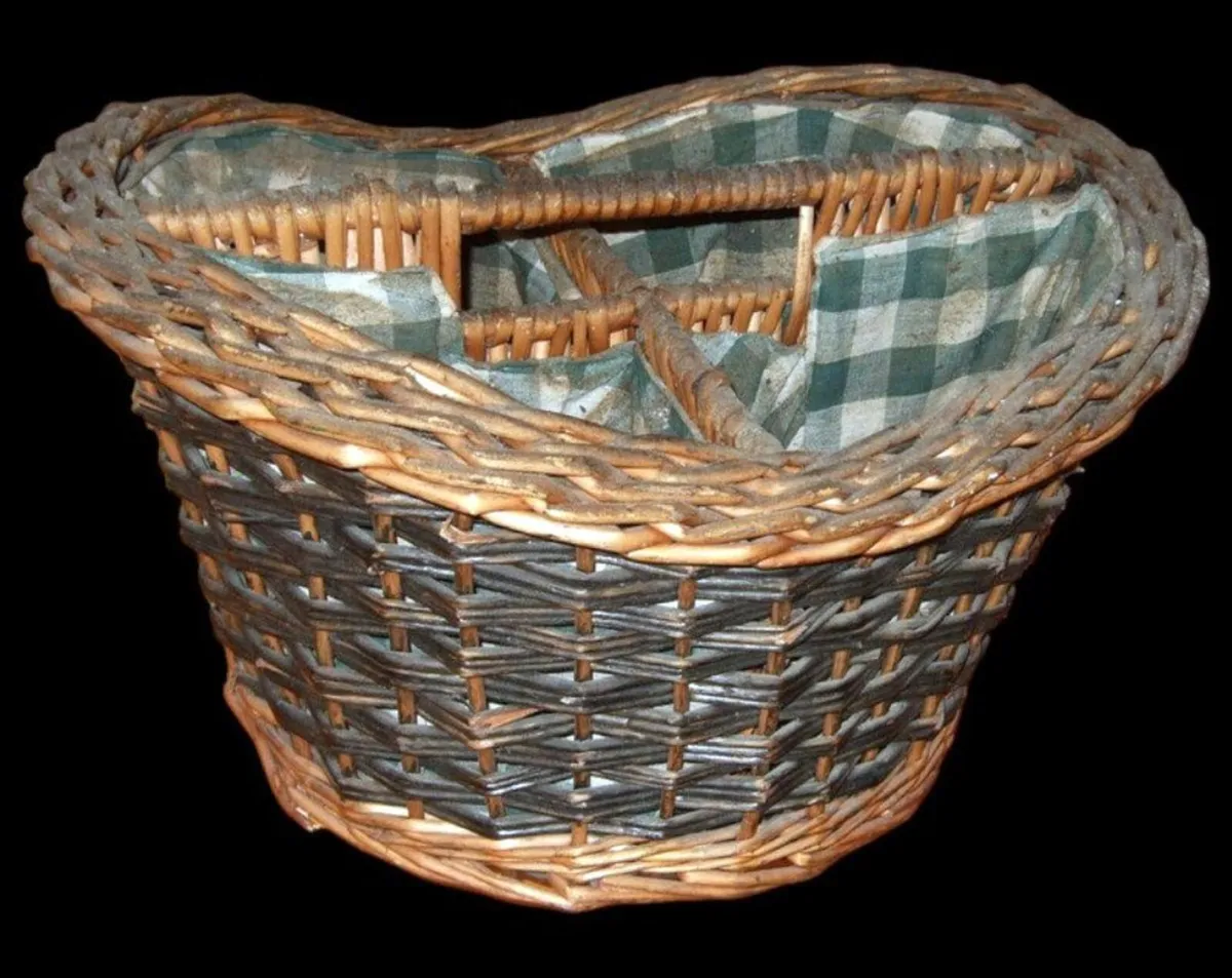 Vintage Harrods Wicker 4-Bottle Wine Carrier - Image 2