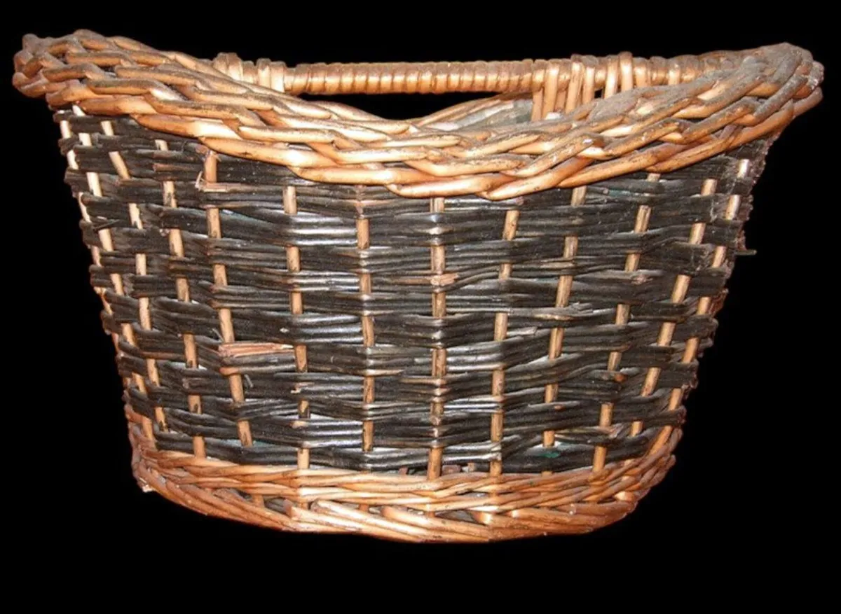 Vintage Harrods Wicker 4-Bottle Wine Carrier - Image 3