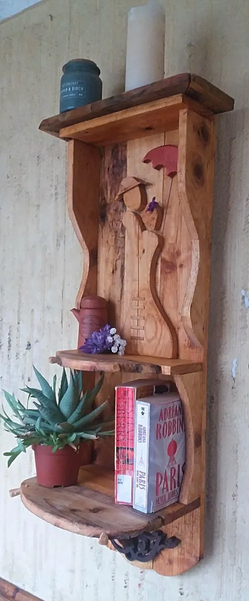 Rustic driftwood couple floating shelf - Image 2