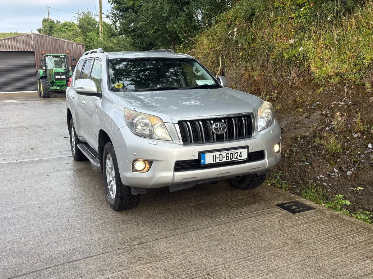 Toyota Landcruiser Crewcab 5 Seater €333tax - Image 3