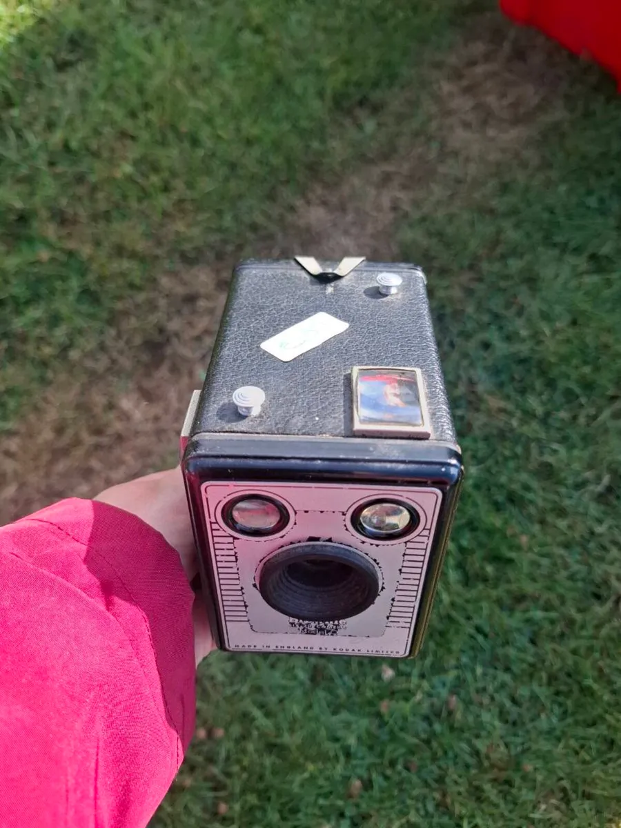 Vintage brownie camera postage possible - Image 2