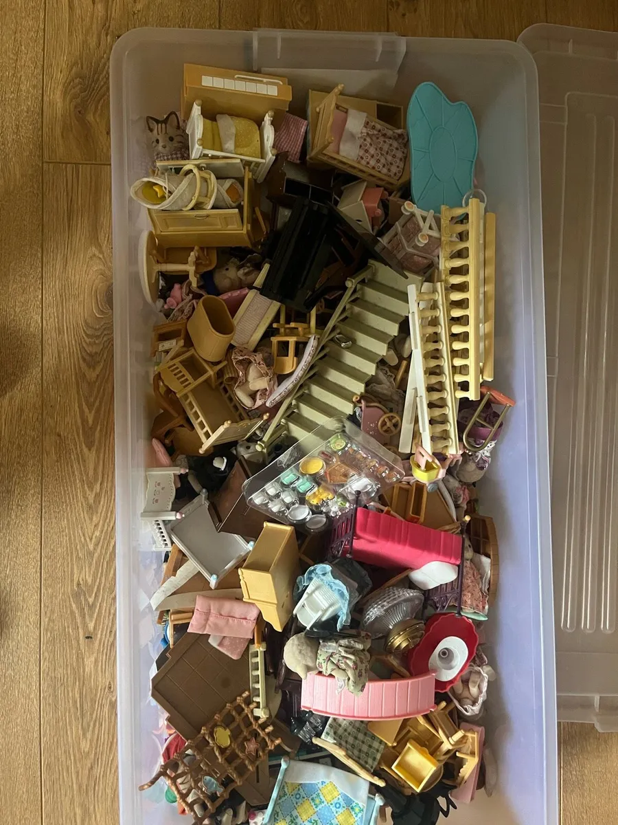 Vintage sylvanian Famalies Bundle - Image 3