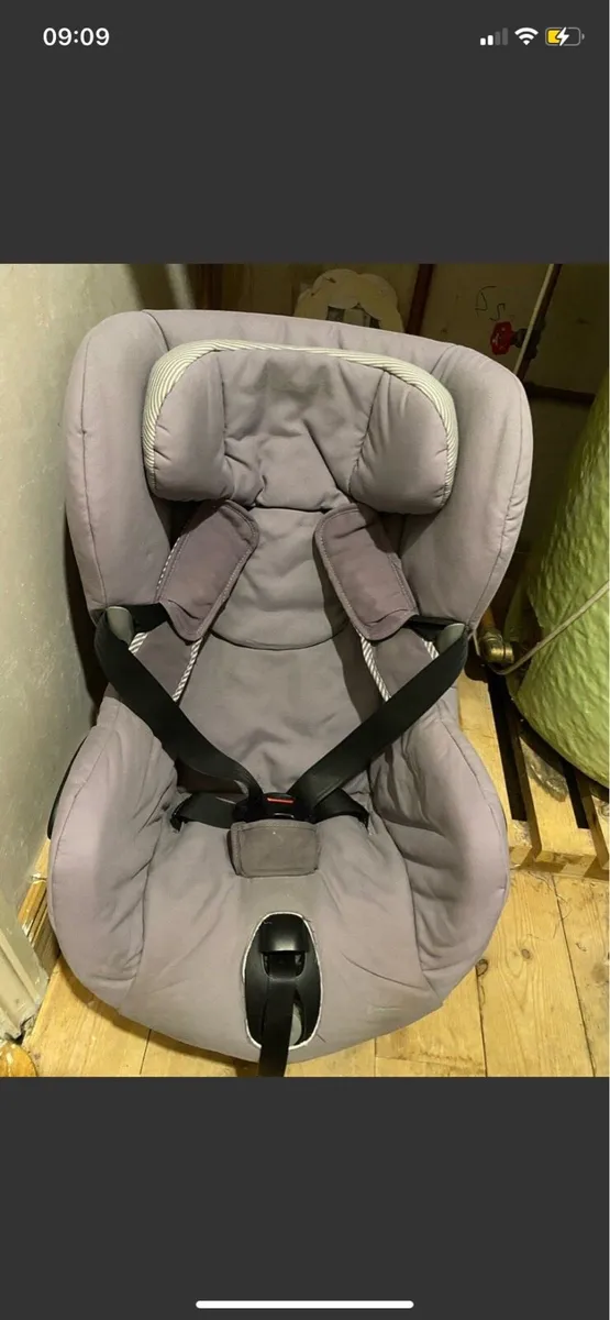 Car seat - Image 2