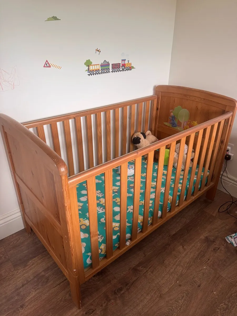 Cot - Image 1