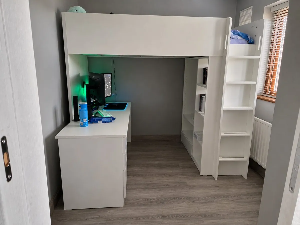 Bunk bed with desk - Image 2