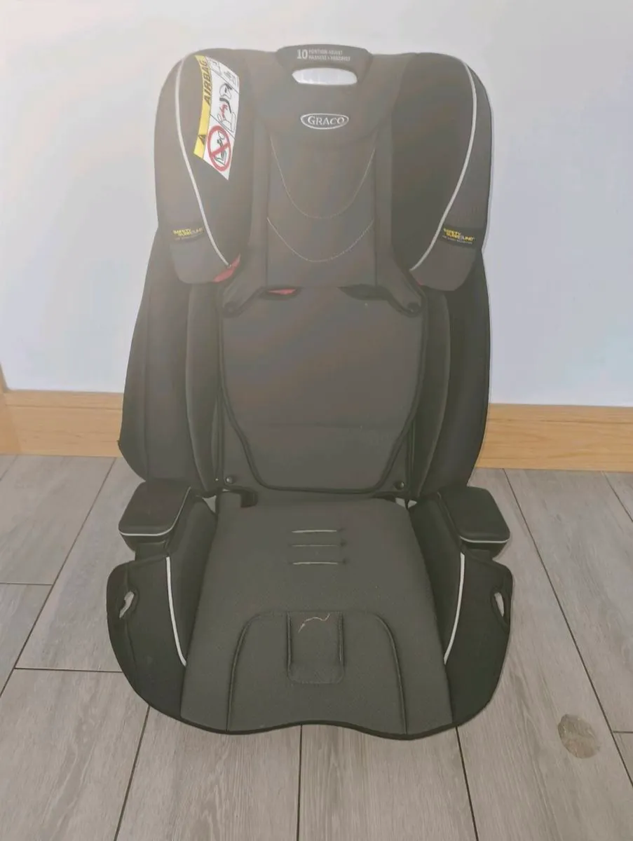 Graco Car Seat - Image 1