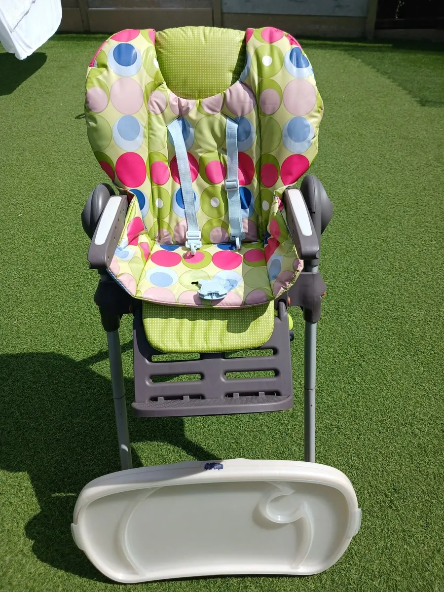 Chicco High chair and Travel cot - Image 3
