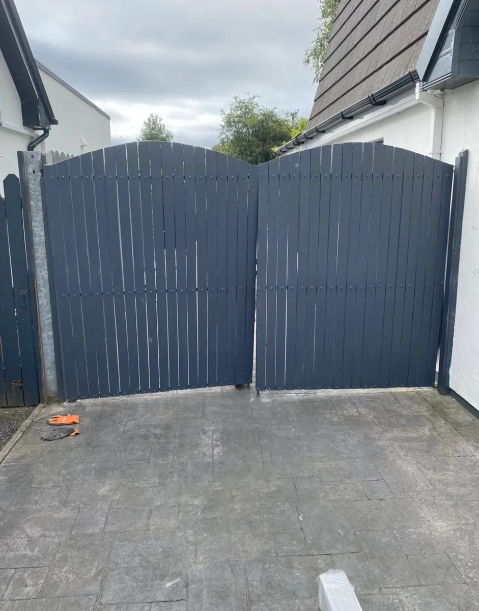 Hardwood gates