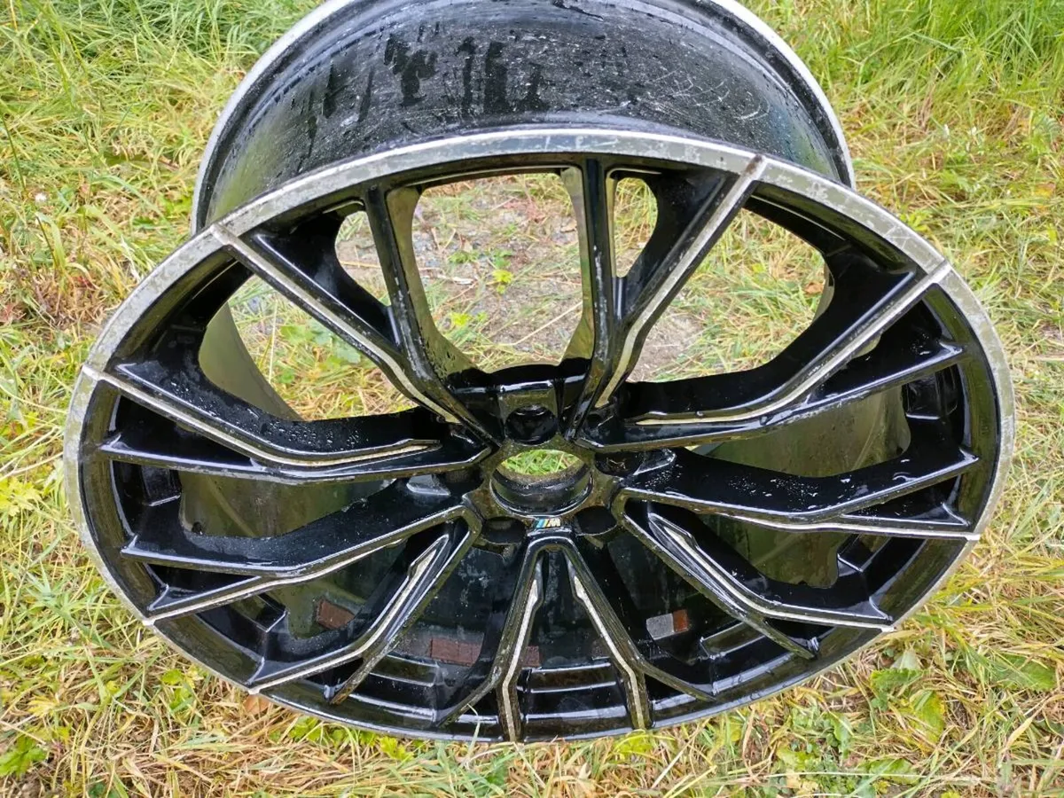 BMW M669 Alloys- Replicas- 20 inch - Image 2